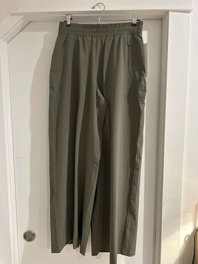lululemon athletica Swift Wide-Leg Mid-rise Pants
